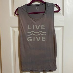 Vuori energy dark grey muscle work out Tank Top “ live give” - large